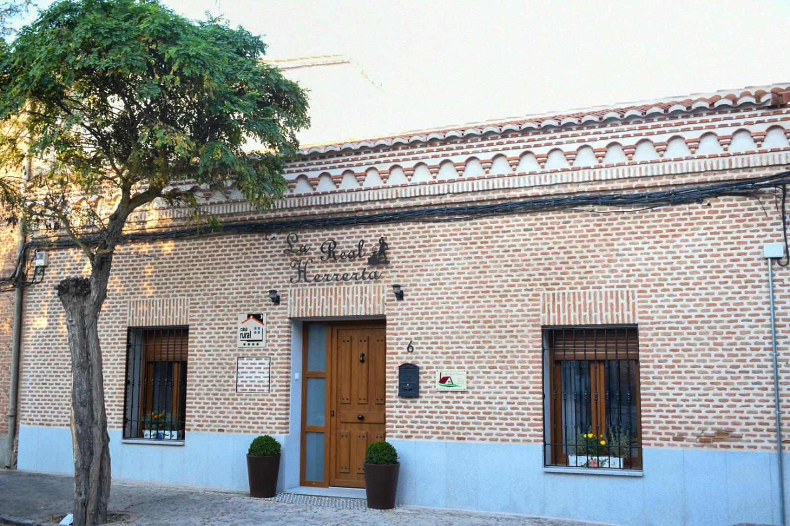 Casa Rural La Real Herreria Madrigal de las Altas Torres Exterior foto